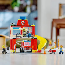 Carica l'immagine nel visualizzatore di Gallery, LEGO CITY Caserma dei pompieri e autopompa 60375
