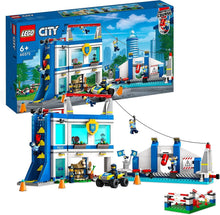 Carica l'immagine nel visualizzatore di Gallery, LEGO CITY Accademia di addestramento della polizia 60372
