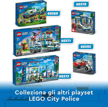 Carica l'immagine nel visualizzatore di Gallery, LEGO CITY Accademia di addestramento della polizia 60372
