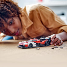 Carica l'immagine nel visualizzatore di Gallery, LEGO SPEED Porsche 963 - 76916
