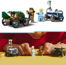 Carica l'immagine nel visualizzatore di Gallery, LEGO CITY Pack veicoli da corsa: aereo contro letto d’ospedale 60459
