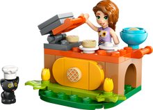 Carica l'immagine nel visualizzatore di Gallery, LEGO POLYBAG Friends - La bancarella delle cialde di Autumn 30696
