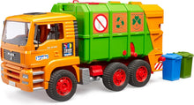Carica l'immagine nel visualizzatore di Gallery, MAN TGA camion della spazzatura - Ed. 50 anni BRUDER 01056
