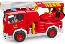 Carica l'immagine nel visualizzatore di Gallery, BRUDER ROADMAX autoscala Pompieri 03472
