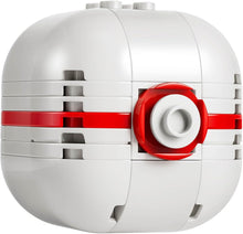Carica l'immagine nel visualizzatore di Gallery, LEGO POLYBAG Pokemon - Premier Ball 30729
