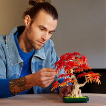 Carica l'immagine nel visualizzatore di Gallery, LEGO BOTANICALS Bonsai di acero rosso giapponese 10348

