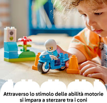 Carica l'immagine nel visualizzatore di Gallery, LEGO DUPLO Motocicletta blu della Polizia 10471
