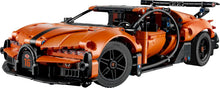 Carica l'immagine nel visualizzatore di Gallery, LEGO TECHNIC Hyper Car Bugatti Chiron Pur Sport 42222
