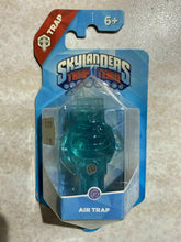 Carica l&#39;immagine nel visualizzatore di Gallery, Skylanders Trap Team AIR TRAP
