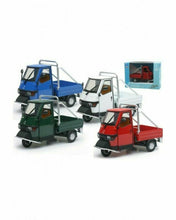 Carica l'immagine nel visualizzatore di Gallery, NEW RAY Ape Piaggio Cross 50 Scala 1:18  68035I

