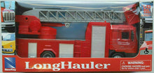 Carica l&#39;immagine nel visualizzatore di Gallery, NEW RAY MAN F2000 Camion Pompieri con scala girevole 1:43 DIE CAST
