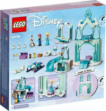 Carica l'immagine nel visualizzatore di Gallery, LEGO DISNEY Il Paese delle Meraviglie Ghiacciato di Anna ed Elsa 43194
