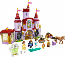 Carica l&#39;immagine nel visualizzatore di Gallery, LEGO DISNEY PRINCESS Il Castello di Belle e della Bestia 43196
