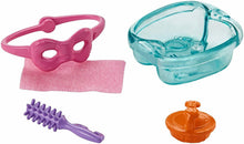 Carica l'immagine nel visualizzatore di Gallery, BARBIE Set Accessori: Colazione a Letto, Vassoio, Piatto e Waffles FXG28 MATTEL
