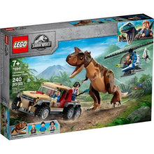 Carica l&#39;immagine nel visualizzatore di Gallery, LEGO JURASSIC WORLD L&#39;Inseguimento del Dinosauro Carnotaurus e Elicottero 76941
