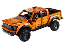 Carica l&#39;immagine nel visualizzatore di Gallery, LEGO TECHNIC Ford F-150 Raptor 42126
