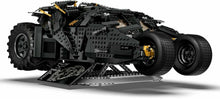 Carica l&#39;immagine nel visualizzatore di Gallery, LEGO DC SUPER HEROES Batmobile Tumbler 76240
