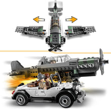Carica l'immagine nel visualizzatore di Gallery, LEGO INDIANA JONES L'inseguimento dell'aereo a elica 77012
